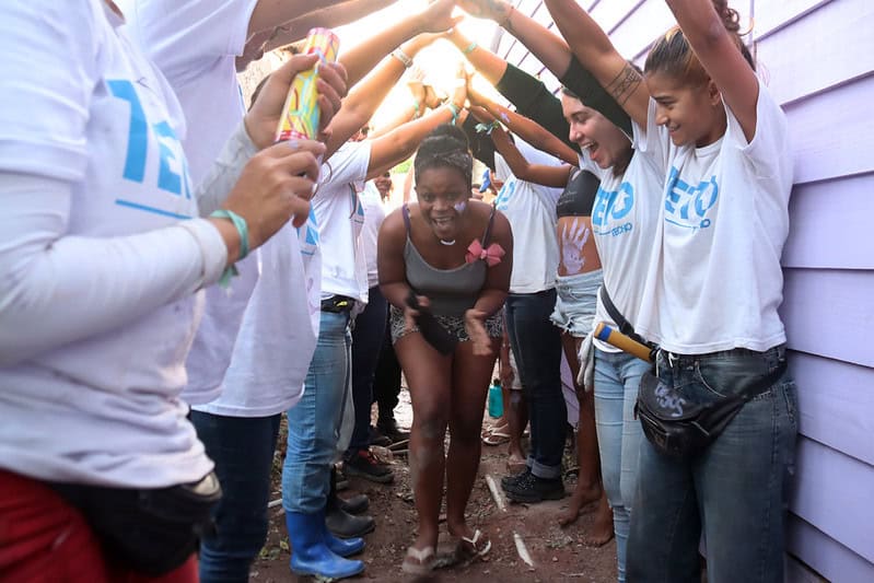 Dia Nacional do Voluntariado: conheça as histórias inspiradoras de quem doa seu tempo para a TETO 