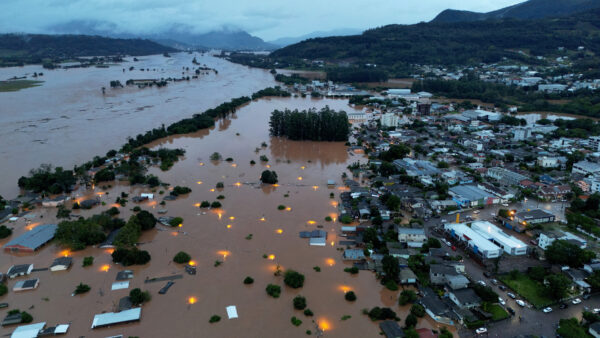 TETO vai construir 100 moradias e cinco centros comunitários no Rio Grande do Sul. Saiba como apoiar