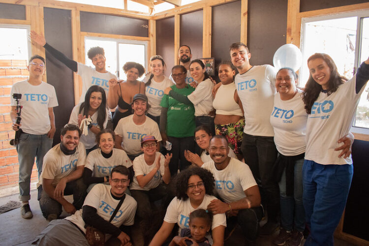 O papel das ONGs na defesa e promoção de direitos básicos no Brasil